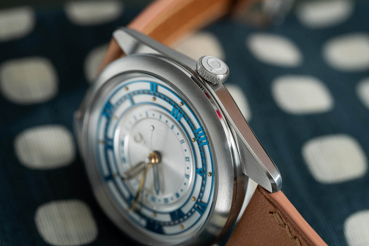 OraOrea Watch Coriolis Pointer Date - Skyline Silver